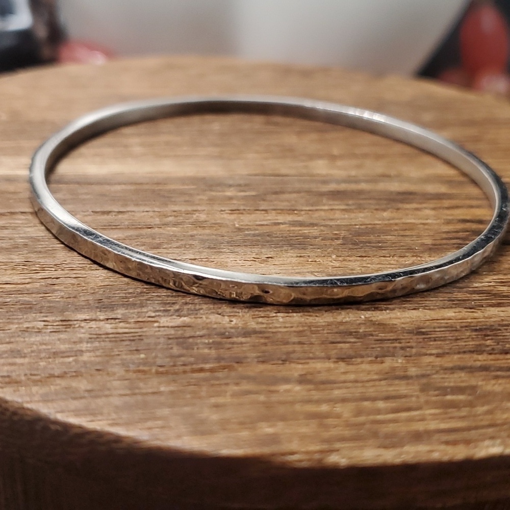 B3208 cobbled silvertone fashion bracelet‎ ✨️ vintage